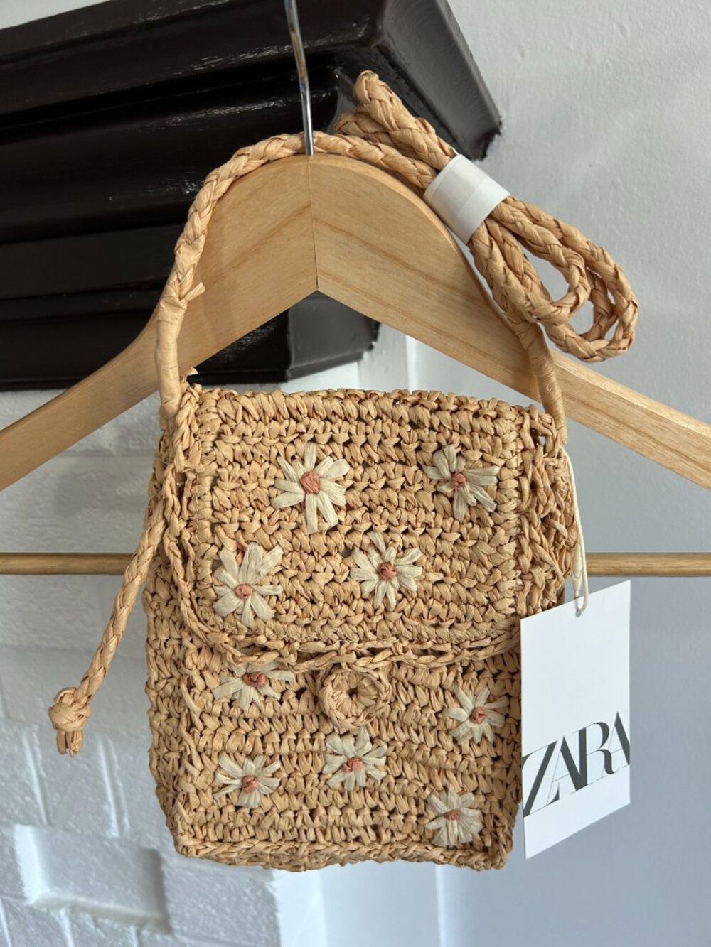 Zara Crossbody Straw Bag with Flowers NWT